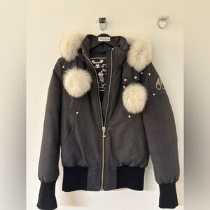 Moose Knuckles Size Medium Dark Grey